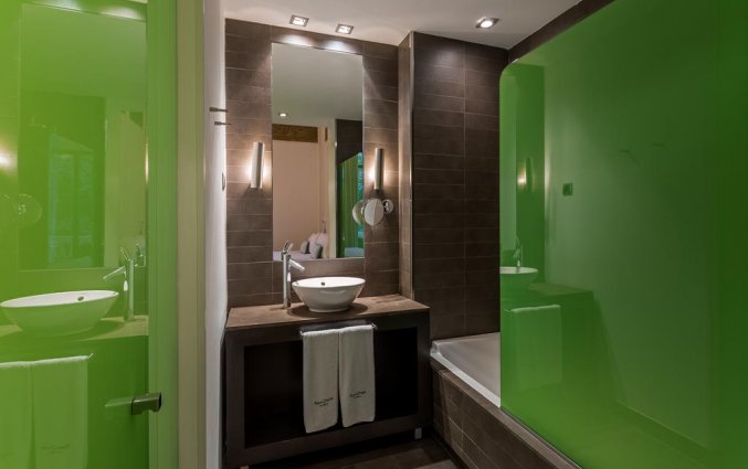 Badkamer van hotel Room Mate Carla in Barcelona